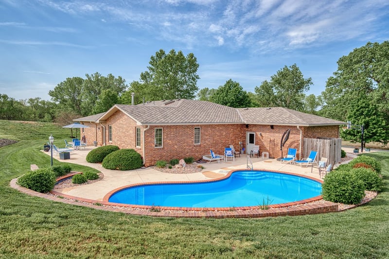4516 N Wasserman Way, Salina, KS 67401