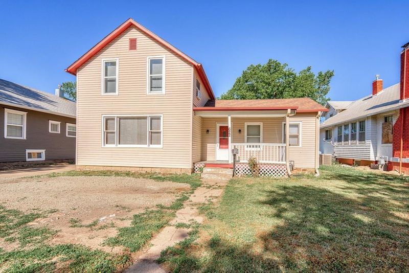 622 S 5th St, Salina, KS 67401