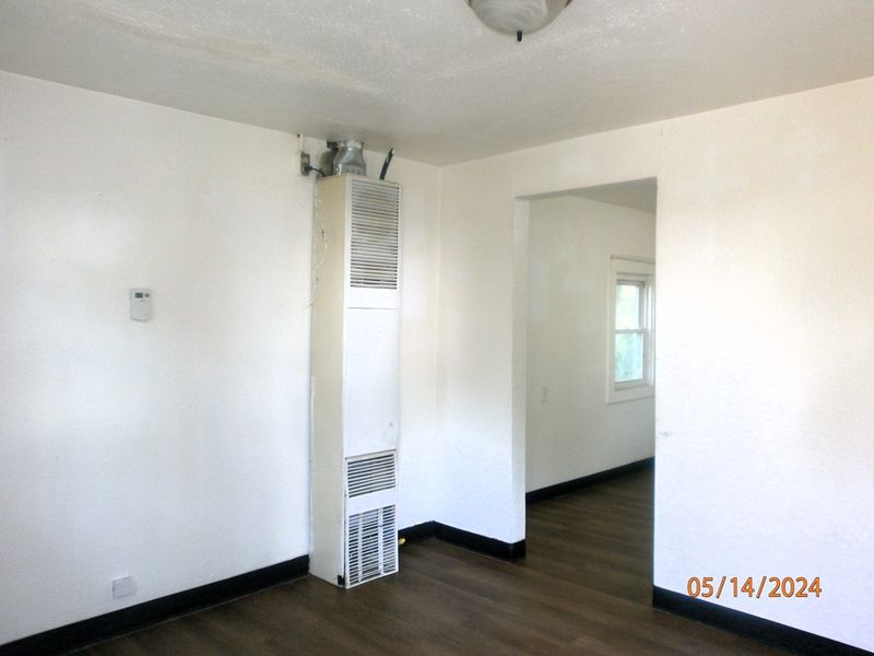 911 Maple Ave, Salina, KS 67401