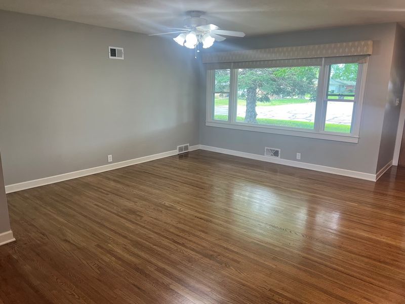 919 Mcadams Rd, Salina, KS 67401
