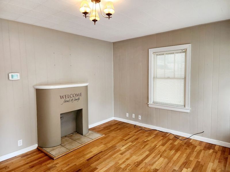 1300 Funston St, Salina, KS 67401