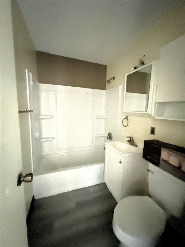 408 Missouri Ave, Salina, KS 67401