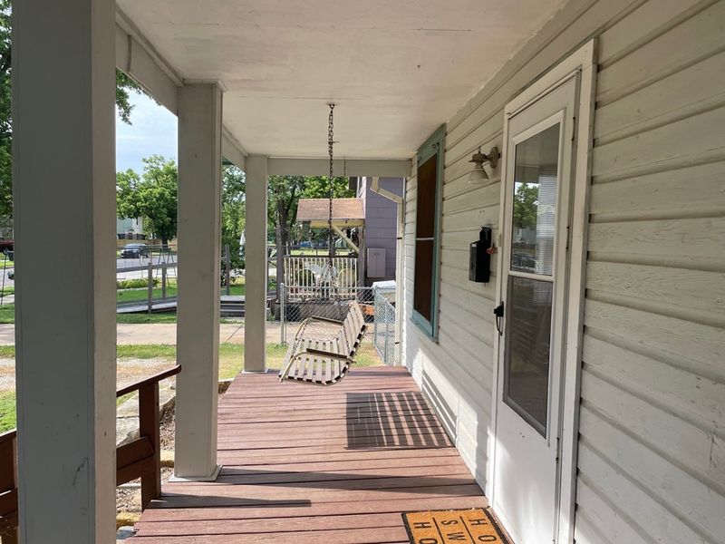 610 S 10th St, Salina, KS 67401