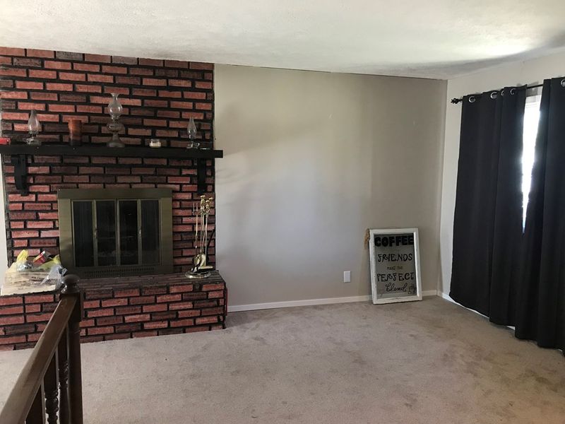 2083 Page Ave, Salina, KS 67401