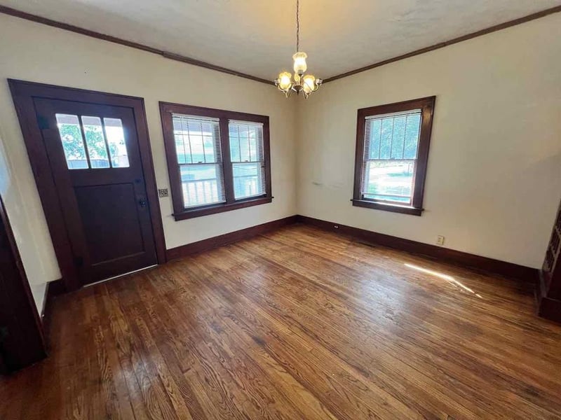 604 S Main St, Bushton, KS 67427