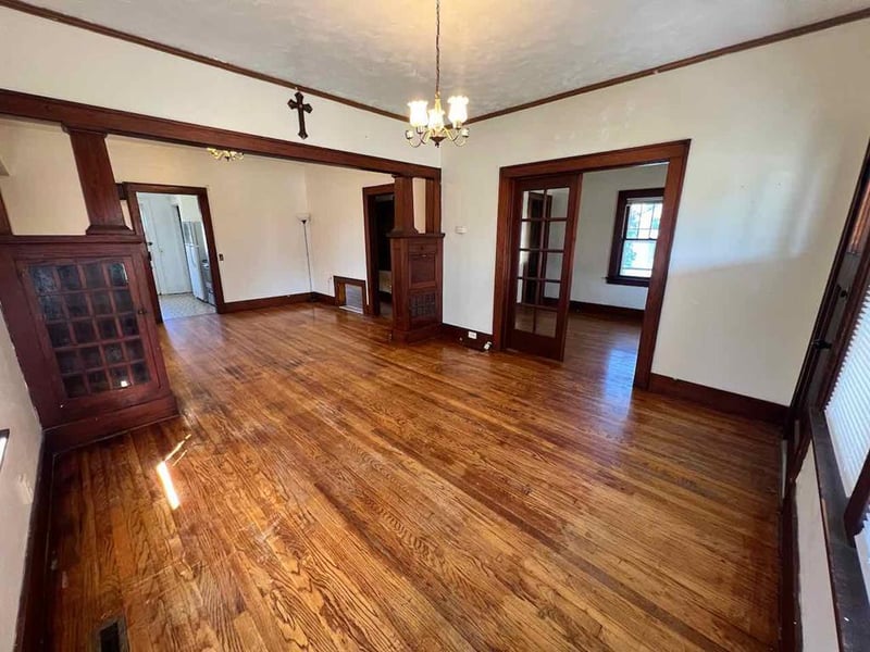 604 S Main St, Bushton, KS 67427