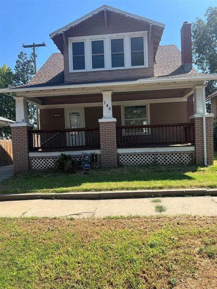 146 N 11th St, Salina, KS 67401