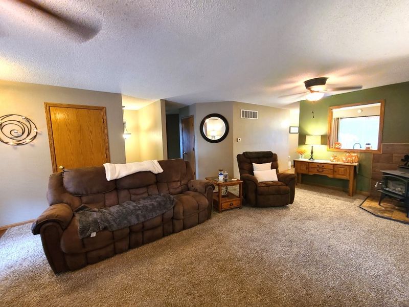 411 N Washington St, Marquette, KS 67464