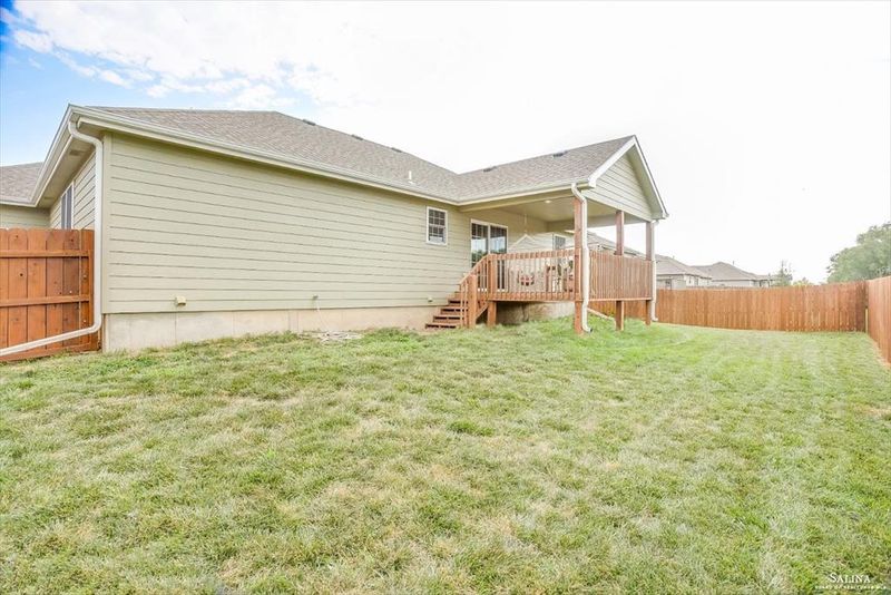 713 Rittgers Ln, Salina, KS 67401