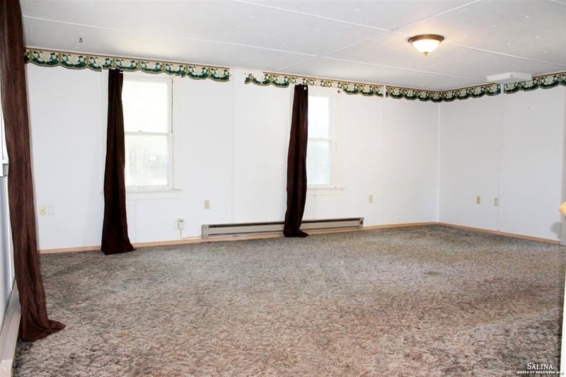 408 S 1st St, Bushton, KS 67427