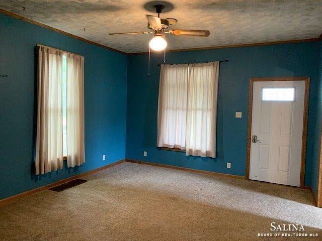 203 S First Ave, Minneapolis, KS 67467