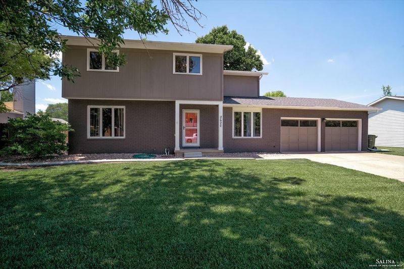 2620 Bret Ave, Salina, KS 67401