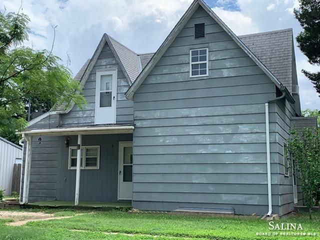 601 S 4th St, Lincoln, KS 67455