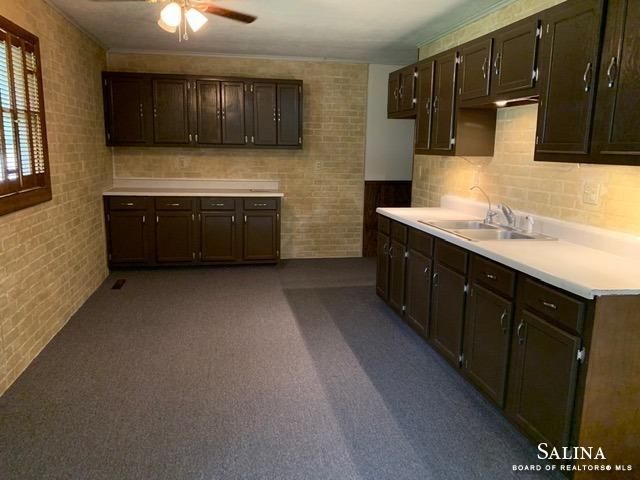 601 S 4th St, Lincoln, KS 67455