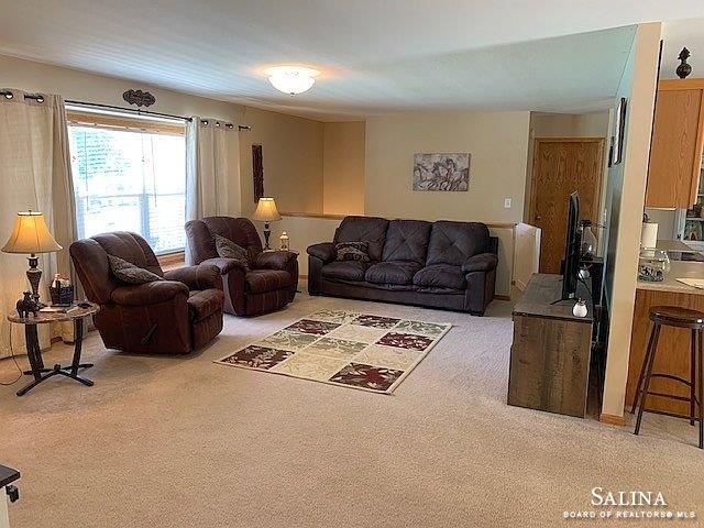 417 E Third St, Minneapolis, KS 67467