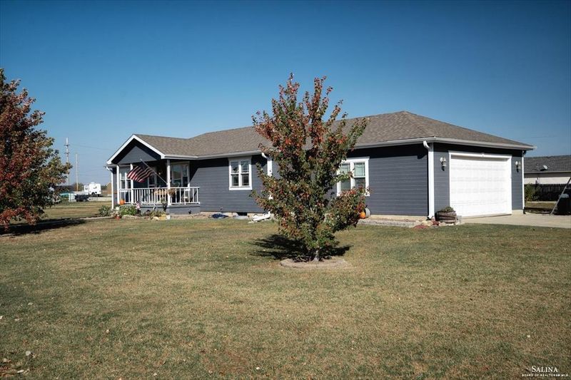 700 N Lincoln St, Bennington, KS 67422