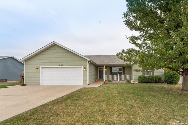 2415 Calcutta Dr, Salina, KS 67401