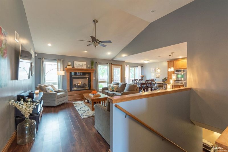 1504 Colton Ct, Salina, KS 67401