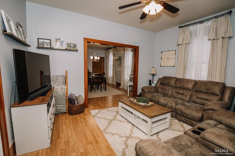 114 E Republic Ave, Salina, KS 67401