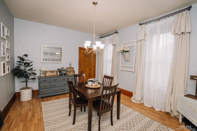 114 E Republic Ave, Salina, KS 67401