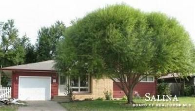 1609 Rush St, Salina, KS 67401