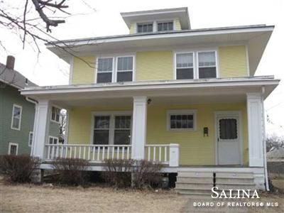 136 S Phillips Ave, Salina, KS 67401