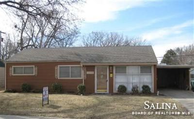 1916 S 4th St, Salina, KS 67401
