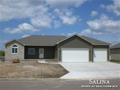 813 Eileen, Salina, KS 67401
