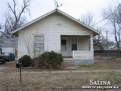 144 N 13th, Salina, KS 67401