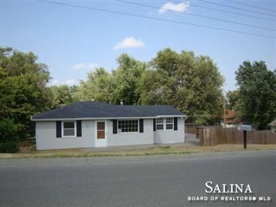 1009 E 11th, Concordia, KS 66901