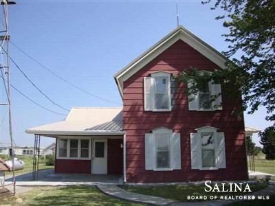 1430 Hickory, Belleville, KS 66935