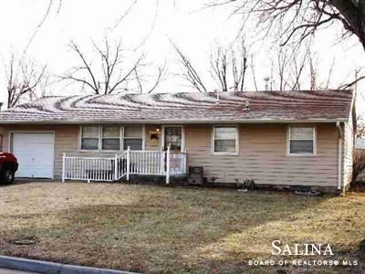 1905 Ingman Rd, Salina, KS 67401