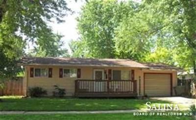 911 Garden Ave, Salina, KS 67401