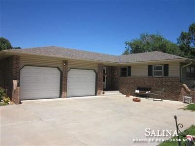 2601 E Key, Salina, KS 67401