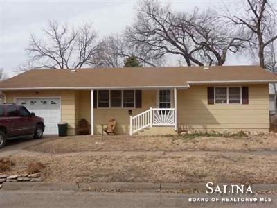 220 N Grand, Ellsworth, KS 67439