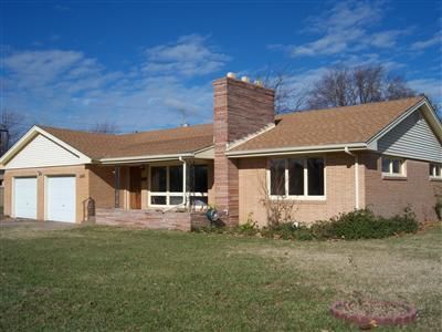 3206 21st, Great Bend, KS 67530