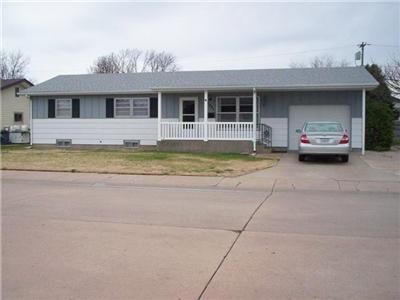 3321 Meadowlark, Great Bend, KS 67530