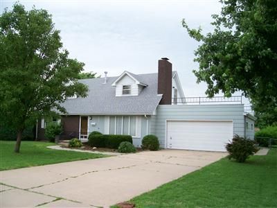 5520 Commanche, Great Bend, KS 67530