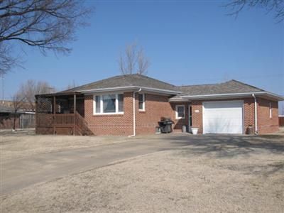 655 W 15th, Russell, KS 67665