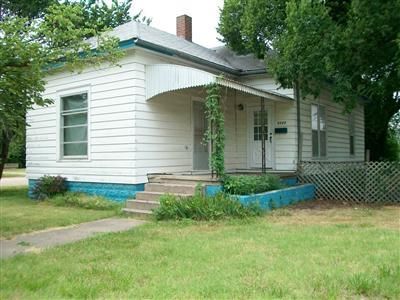 2722 17th, Great Bend, KS 67530