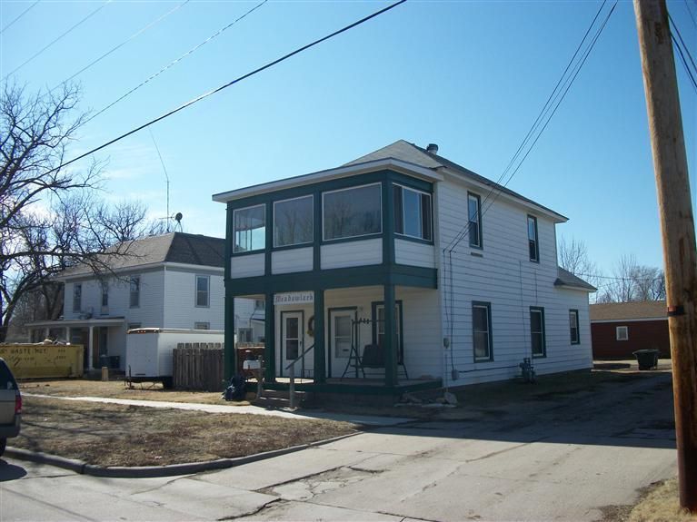 411 N Clay, Hoisington, KS 67544