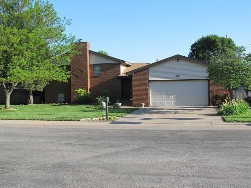 6019 Aspen Dr, Great Bend, KS 67530
