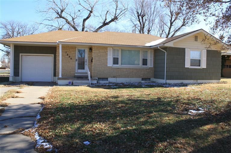 1220 Truman, Great Bend, KS 67530