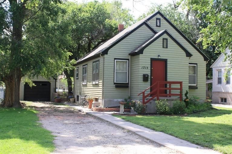 1715 Morphy St, Great Bend, KS 67530