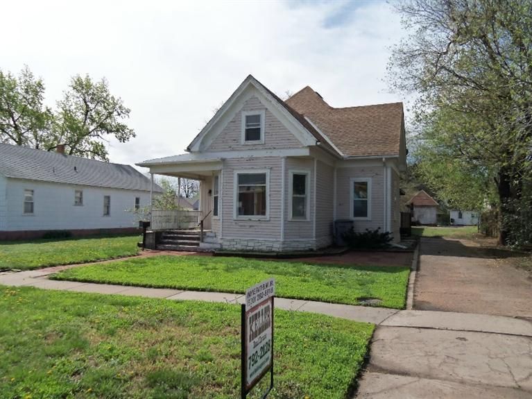 205 E 2nd, Ellinwood, KS 67526