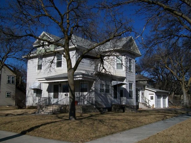 1602 Park Ave, Great Bend, KS 67530