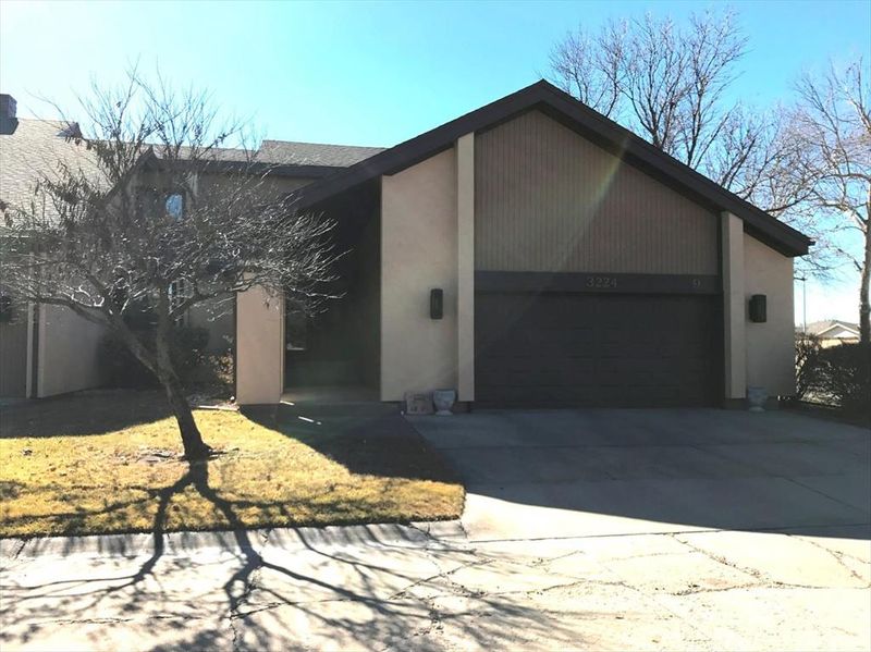 3224 Main, Great Bend, KS 67530