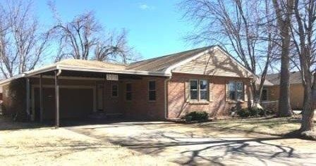 2018 Mckinley St, Great Bend, KS 67530