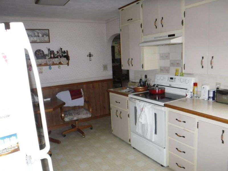 1217 Santa Fe, Larned, KS 67550