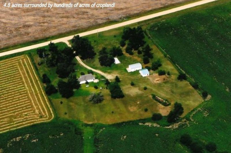 5671 203rd St, Lucas, KS 67648-9558